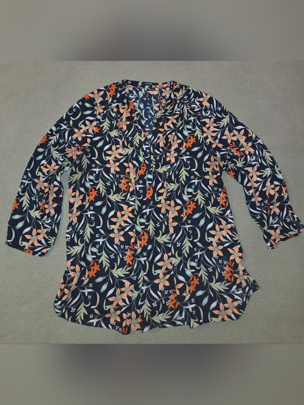 NYDJ 3/4 Sleeve Floral Lillies Blouse Navy Multicolor women's size XL